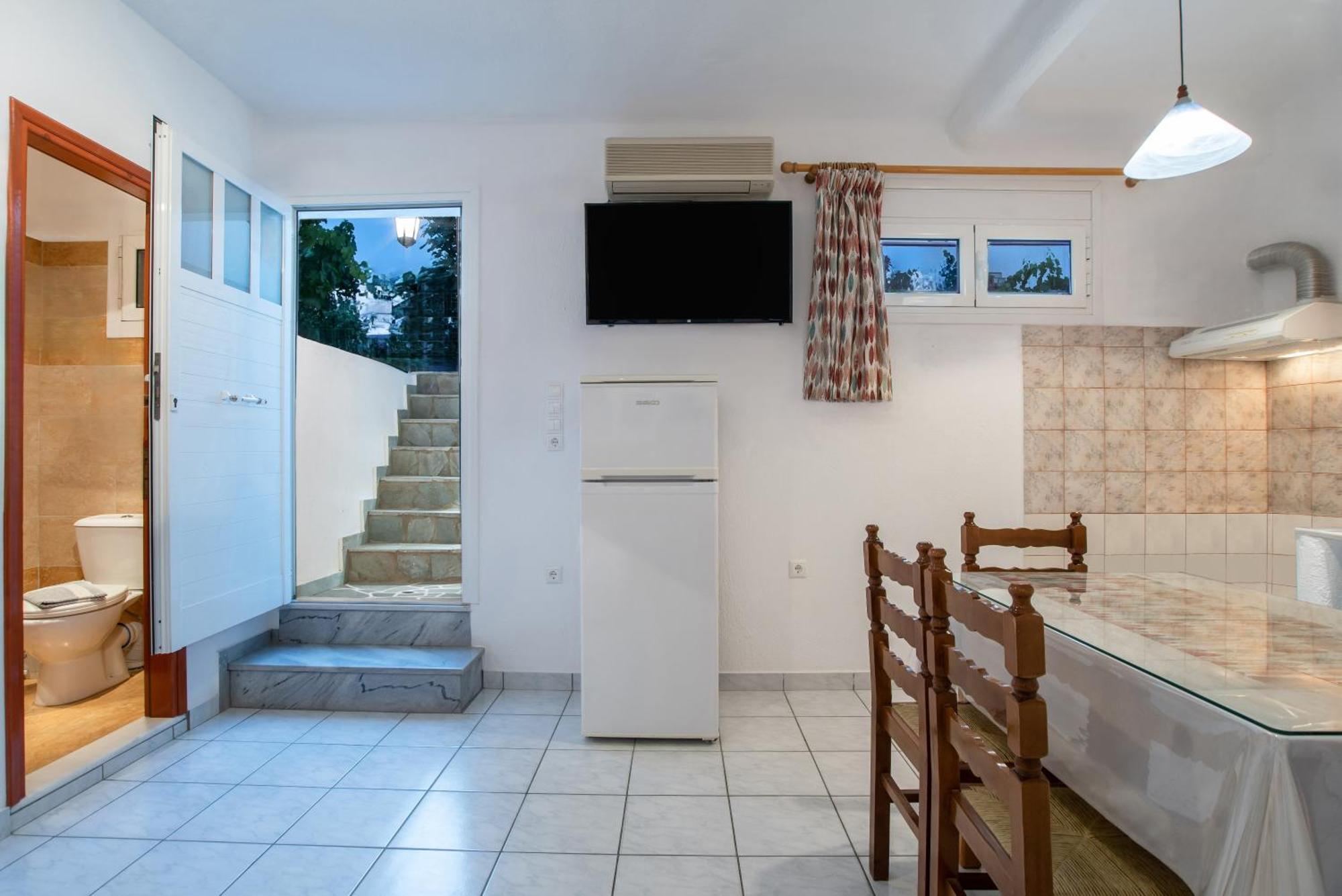 Kontaratos Studios & Apartments パロス島 エクステリア 写真